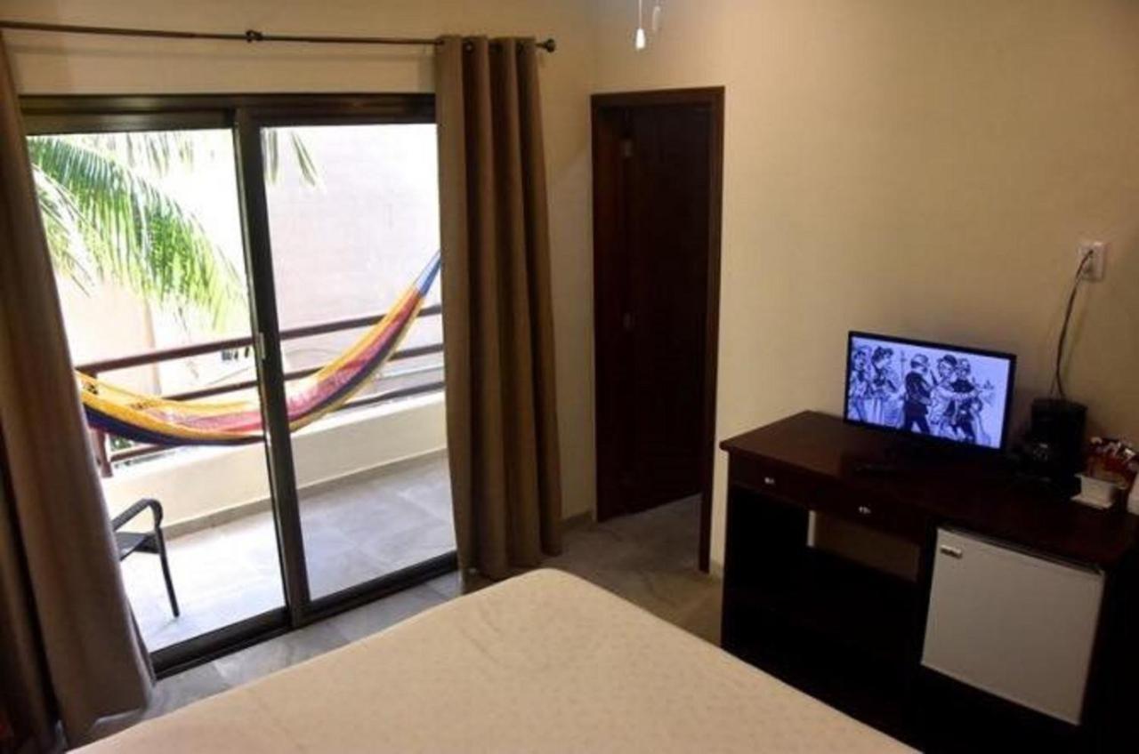 Hotel Playa La Media Luna Исла-Мухерес Экстерьер фото