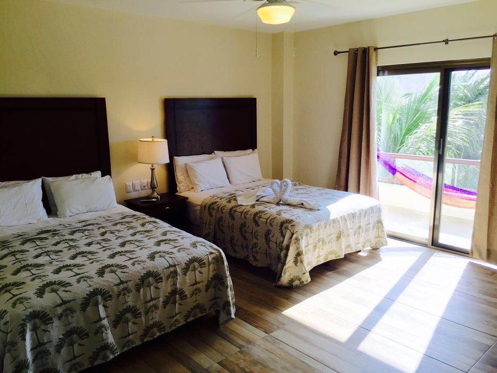 Hotel Playa La Media Luna Исла-Мухерес Экстерьер фото