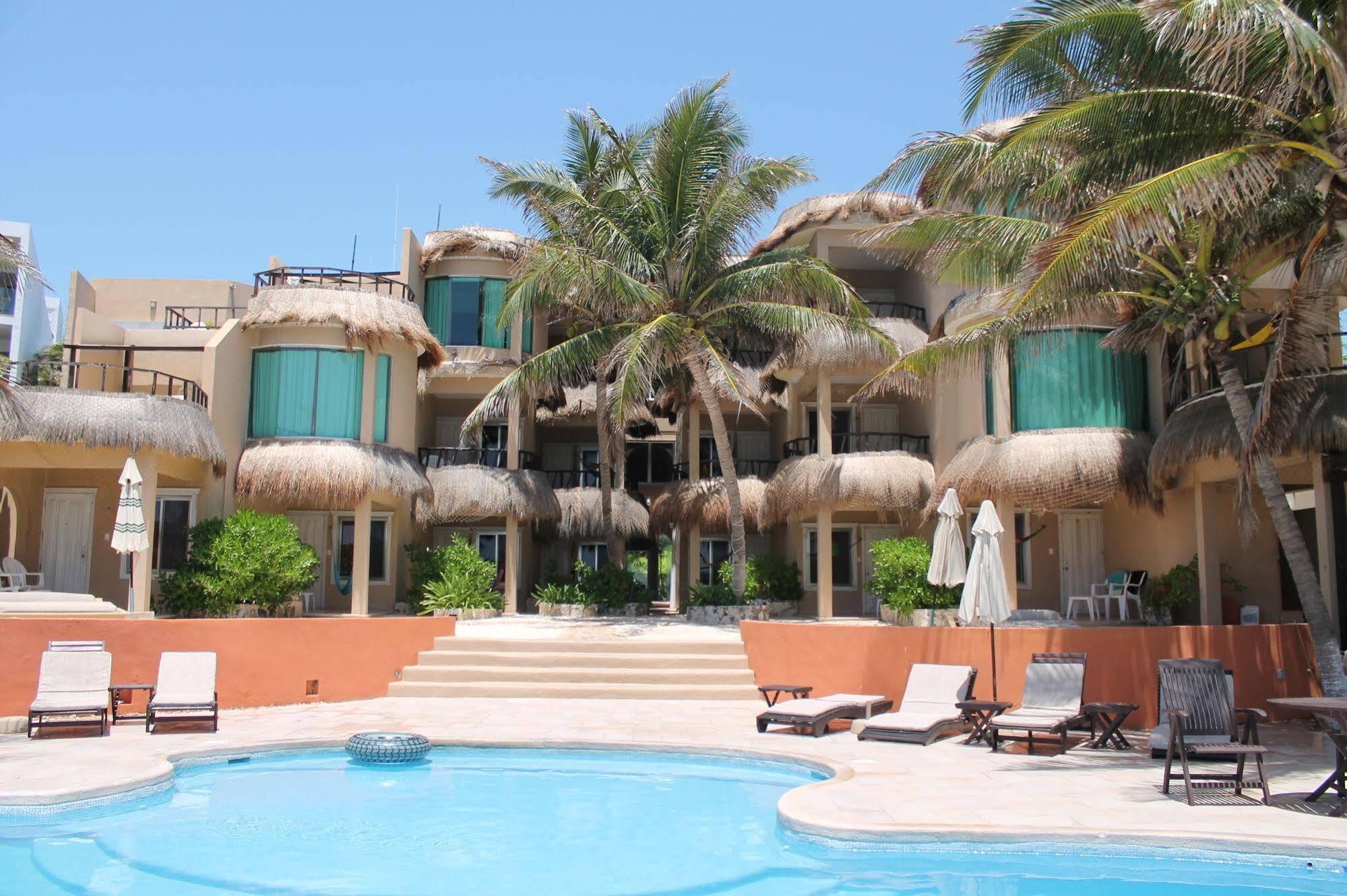 Hotel Playa La Media Luna Исла-Мухерес Экстерьер фото
